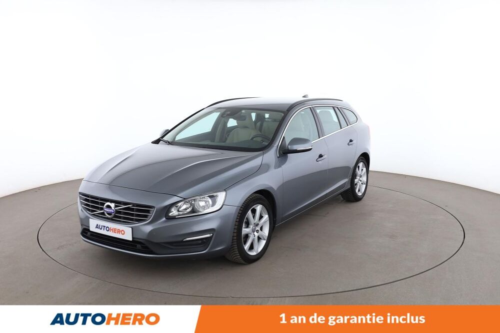 V60 2.0 D4 Momentum Geartronic 8 190 ch 2016 occasion 92130 Issy-les-Moulineaux