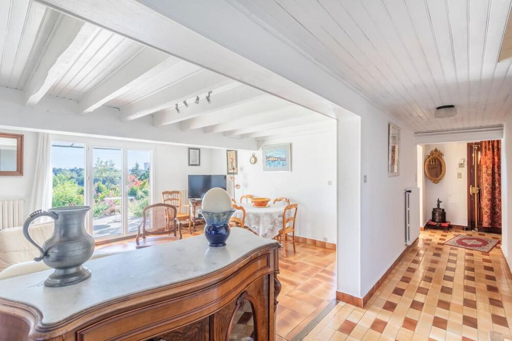 Maison/Villa T6 de 159 m2 à Allauch 13190