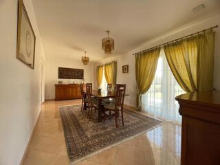  Maison � vendre 9 pi�ces 270 m�