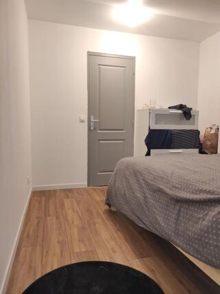  Appartement à louer 1 pièce 24 m²