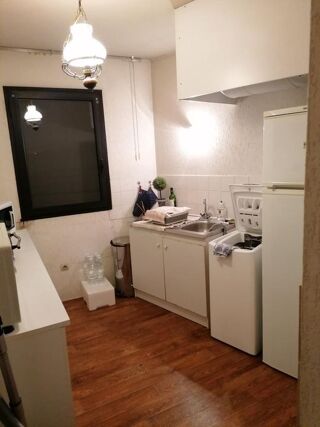  Appartement à louer 1 pièce 46 m²