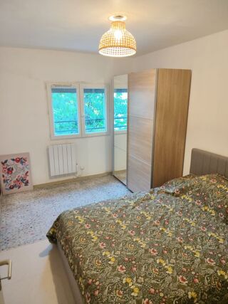  Appartement à louer 3 pièces 60 m²