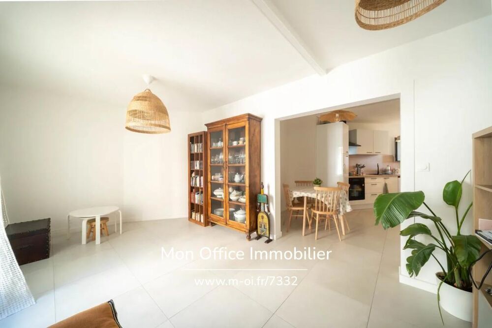 Vente Appartement Référence : 7332-ASA - Appartement 3 pièces avec terrasse et balcon dernier étage Toulon