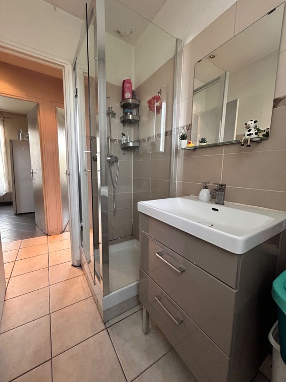 Arcueil centre  Appartement traversant lumineux, parfait cabinet ou activité libérale à 5 minutes du RER B