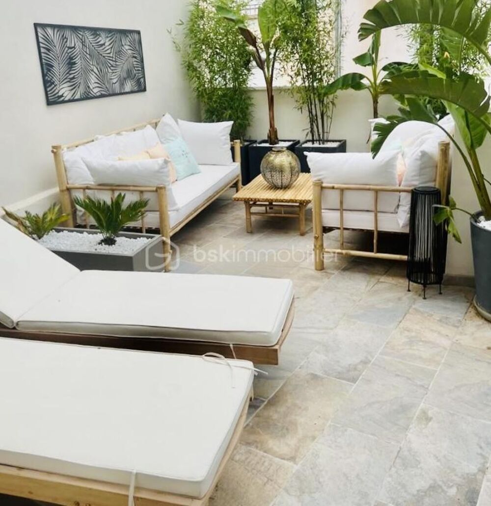 Maison avec 3 appartements, piscine et jacuzzi