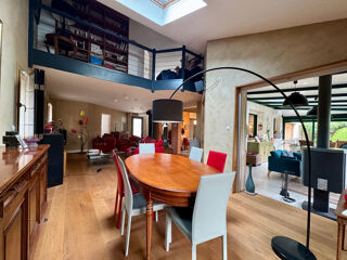  Maison � vendre 9 pi�ces 206 m�