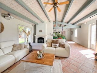  Propriété/château à vendre 6 pièces 220 m²