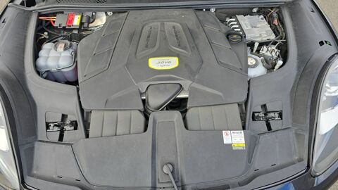 Cayenne 3.0 V6 462 e-Hybrid 4X4 Tiptronic 8 N/A 2021 occasion 37230 Fondettes