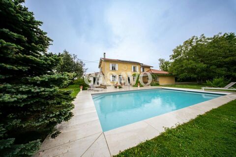   Vente Maison 7 pièces de 190m² - 38540 Heyrieux 