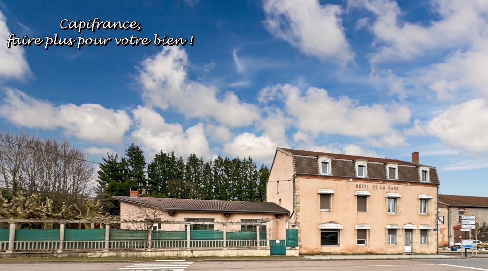Maison à vendre 11 pièces LA CLAYETTE (71) - 530m ² habitables - 13 pièces - piscine - dépendances - terrain 3822 m²