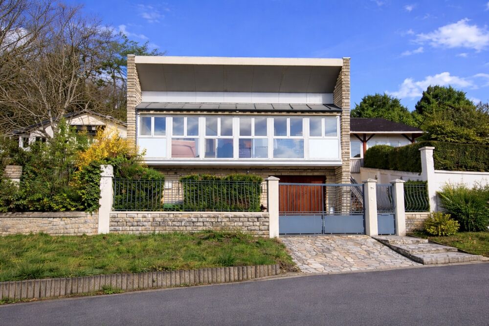 Vente Maison Maison à vendre 4 chambres  (77)-Nemours à 10 min-Gare Paris en 1h20 Souppes sur loing