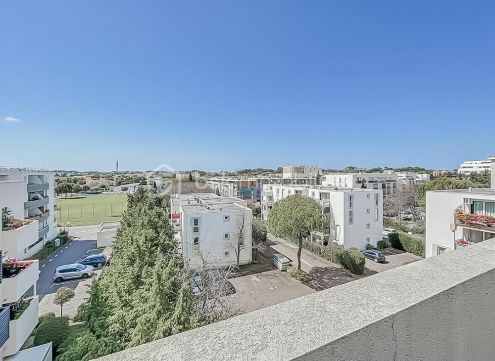 Vente Appartement *** APPARTEMENT T4 DE 70 M² - DERNIER ÉTAGE AVEC PARKINGS - MONTPELLIER ( PAS DU LOUP ) Montpellier