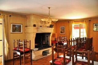  Propri�t�/ch�teau � vendre 14 pi�ces 373 m�