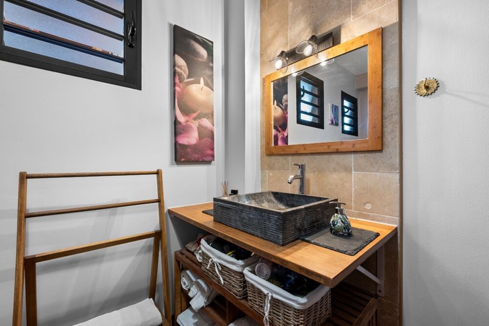 � vendre  Maison Saint-Gilles Les Bains (97434)