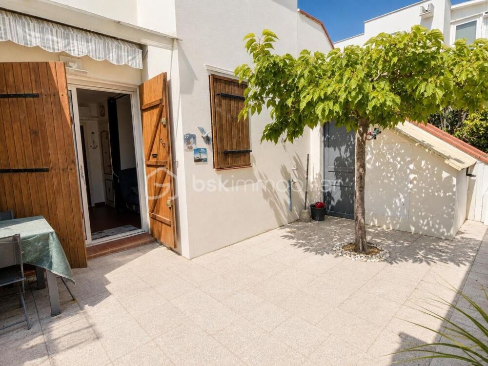Plain-pied avec terrasse, parking et accès plage à pied
