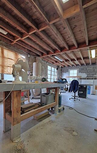  Immeuble à vendre 5 pièces 375 m²