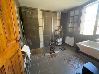  Maison � vendre 9 pi�ces 219 m�