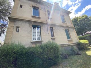  Maison à vendre 8 pièces 232 m²
