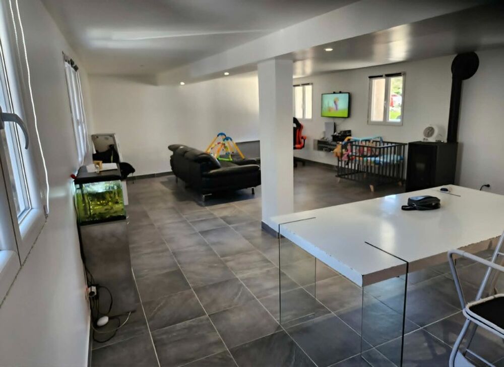 Maison 3 pièces 106 m² · à Sommevoire · 106 m² · 78 000 €