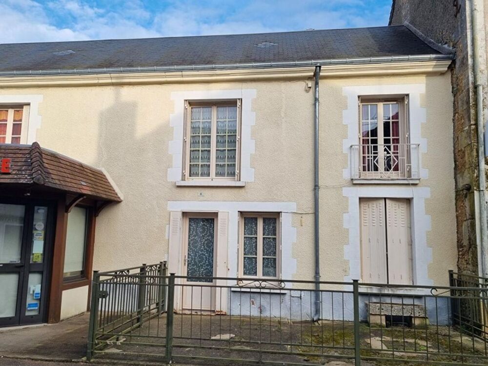 Maison 143 m² + Boutique - Centre de Mazangé - Fort potentiel