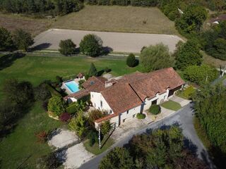  Maison � vendre 10 pi�ces 363 m�