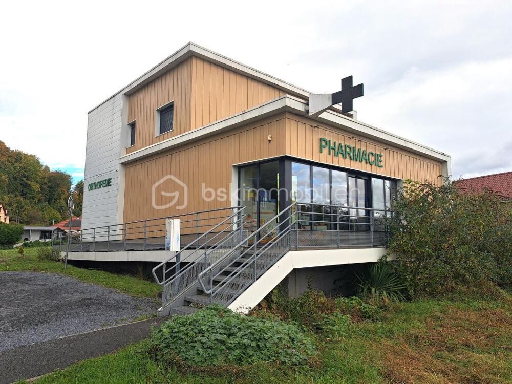  LOCAL COMMERCIAL DE 139M² AVEC HABITATION AU DESSUS 