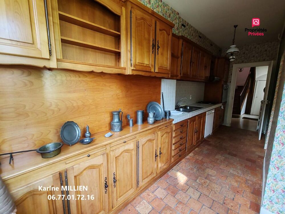 Vente Maison DREUX 28100 Maison en centre ville - 5 chambres - Garage - Dépendance - Grenier - Terrain - 275600  HAI Dreux