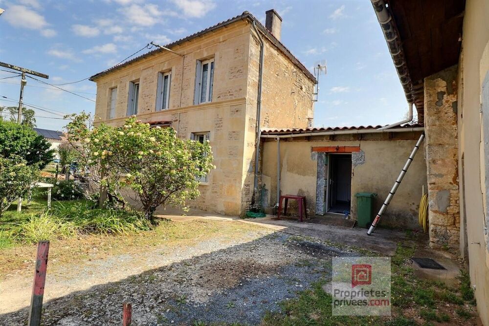 Deux Maisons 7 pièces dont 1 entièrement rénovée avec garage, dépendances + une autre maison attenante à rénover totalement