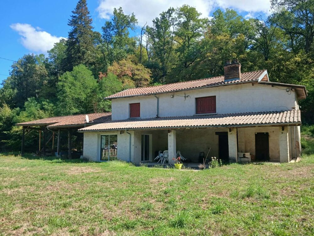 Fermette de caractère avec 3,6 hectares de terrain  Hameau de Sermentizon