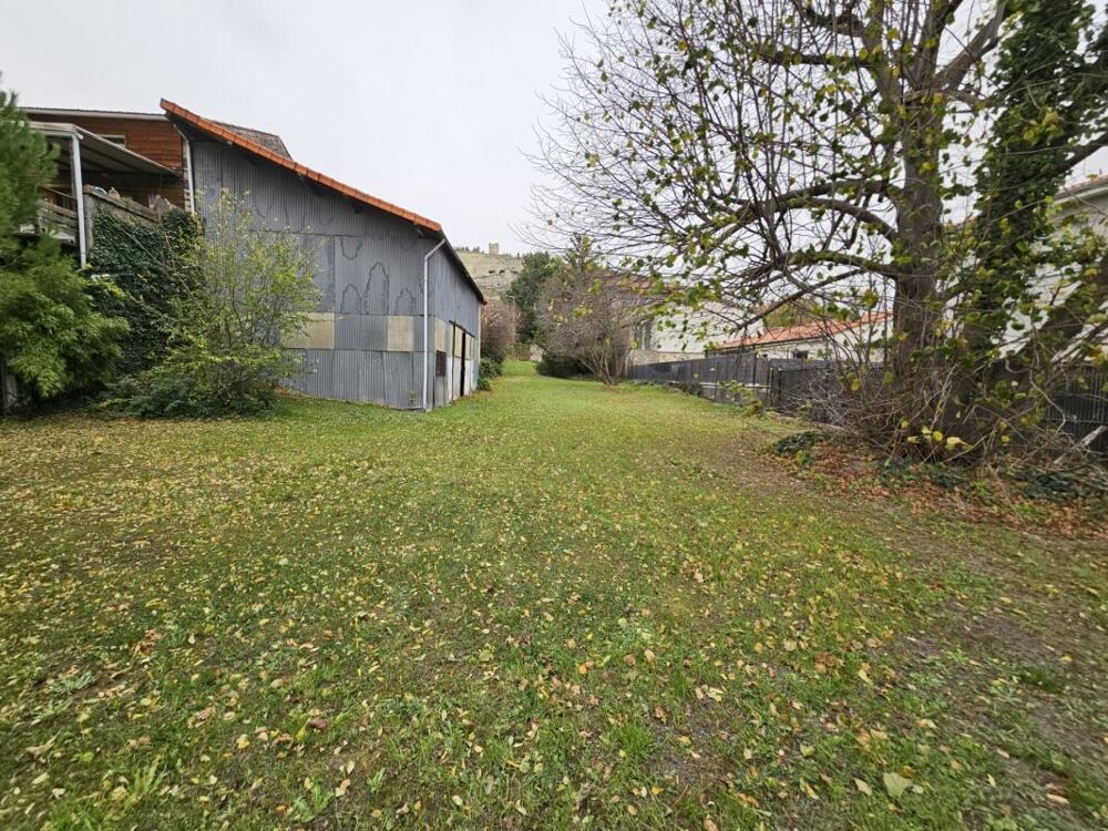 Vente Terrain Terrain 1072 m2 avec grange aménageable- LA ROCHE BLANCHE (63670) La roche blanche