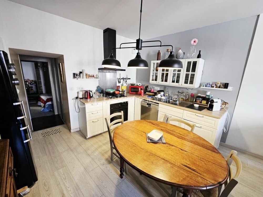 Appartement T3 rénové en centre-ville de Clermont-Ferrand