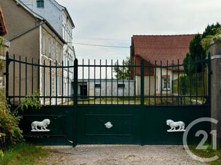  Maison  vendre 15 + pices 177 m