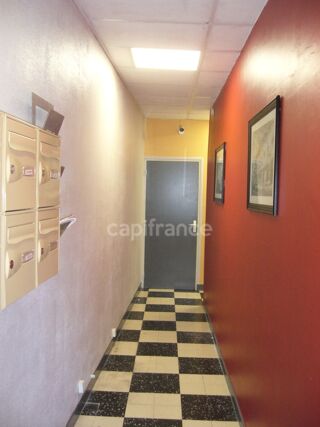  Immeuble à vendre 11 pièces 207 m²