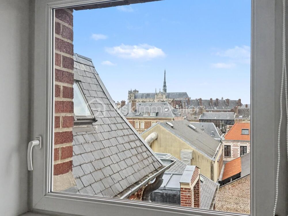 HYPER-CENTRE DAMIENS  GRAND T1 BIS DE 52 M² AU 3E ET DERNIER ÉTAGE  VUE CATHÉDRALE ET TOUR PERRET