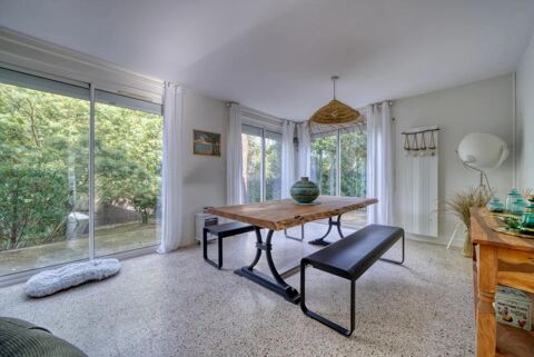   Maison lumineuse 5 pi�ces, grand jardin � Meschers Maison - 5 pi�ce(s) - 120 m�