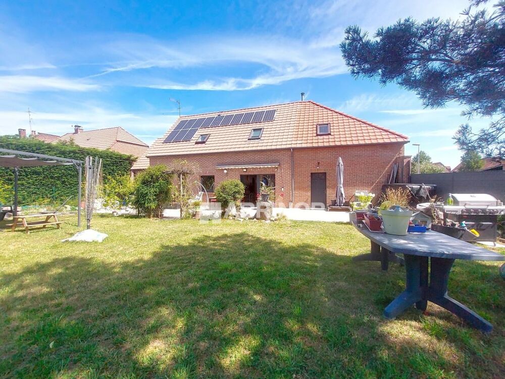 Maison 5 pièces 104 m² · à Wattrelos · 104 m² · 389 000 €