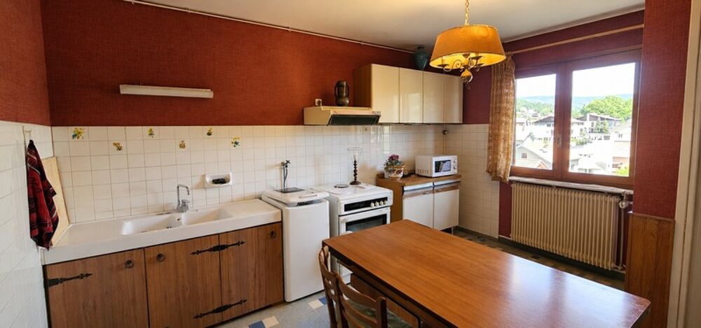 Appartement T4 de 105,79 m²  Avec garage et cave