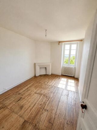  Maison à vendre 13 pièces 365 m²