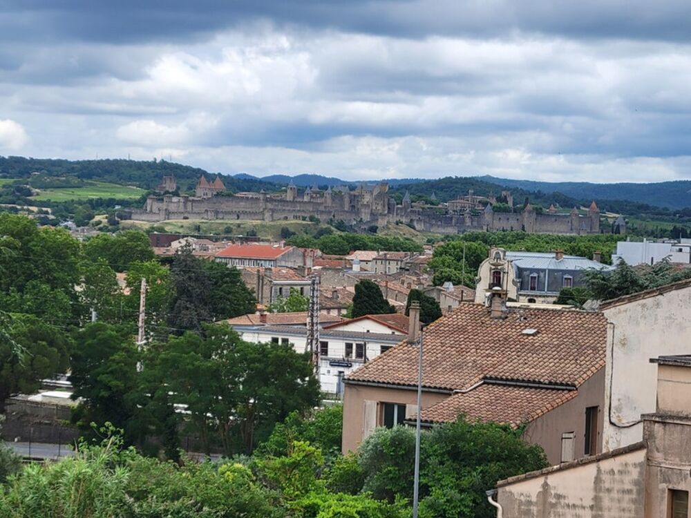 Rare à la vente : Appartement à vendre 4 pièces avec vue d'exception sur la cité de Carcassonne. Prix de vente : 124200€