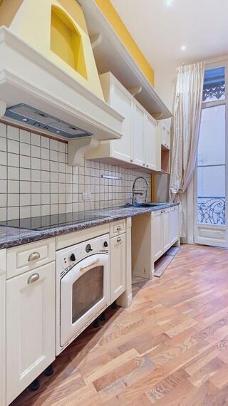  Appartement � vendre 3 pi�ces 148 m�