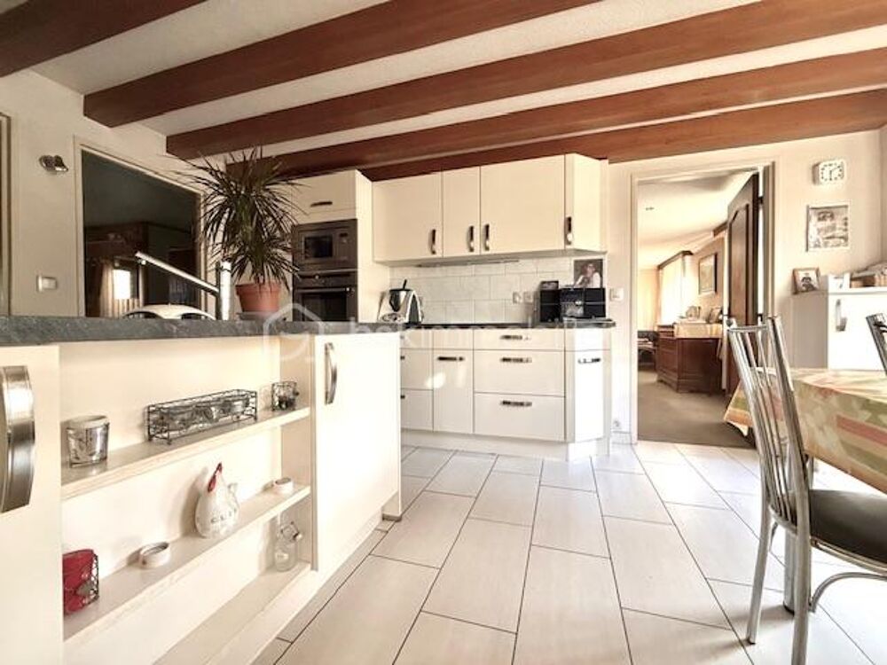 Agréable maison 130m2 habitable de Plain pied + garage et atelier