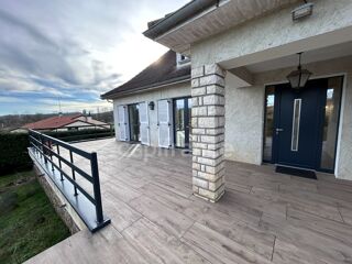  Maison � vendre 5 pi�ces 212 m�