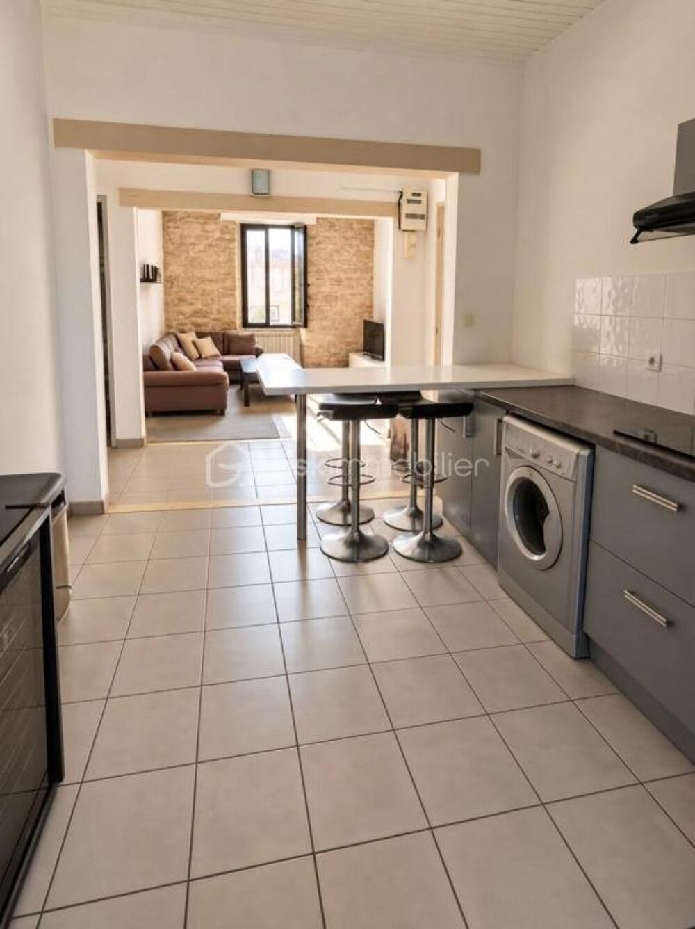 Vente Appartement Appartement T3 traversant 67 m² – 1er étage – Cave – Port-Saint-Louis-du-Rhône Port saint louis du rhone