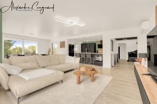  Villa à vendre 8 pièces 309 m²