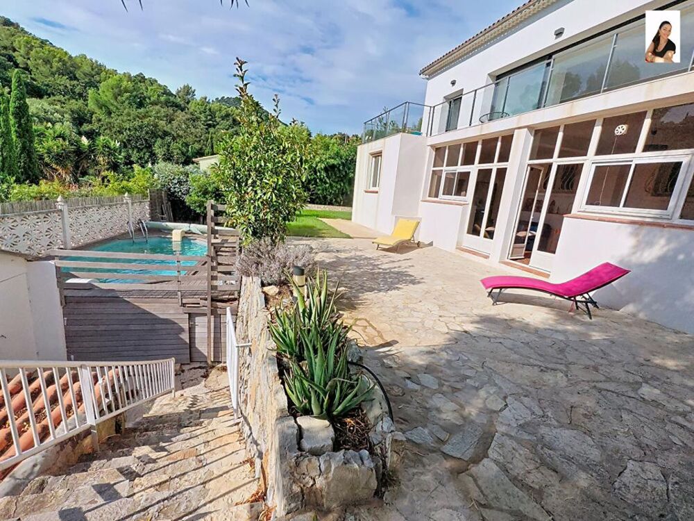 à vendre  Villa Carqueiranne (83320)