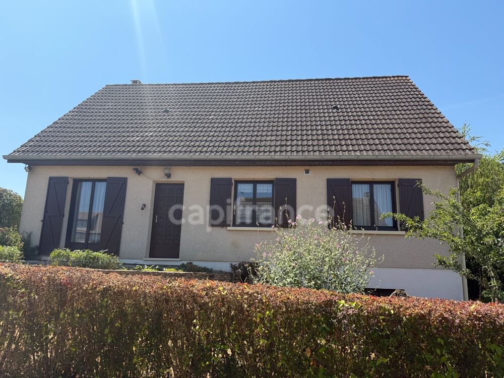 Maison à vendre 7 pièces de 141 m2 Saint Georges sur Baulche (89) 4 chambres. Sous sol. Terrain 600 m2