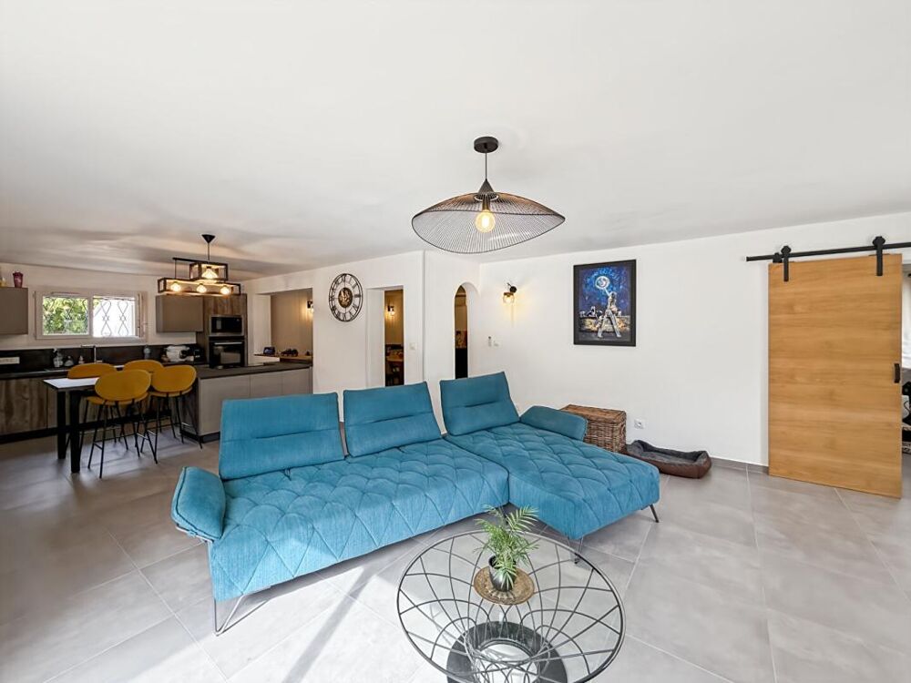 Vente Maison Maison avec appartement indépendant, piscine et jardin à Mollégès Molleges