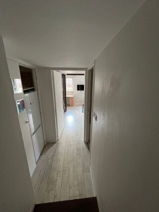 Appartement à louer 2 pièces 38 m²