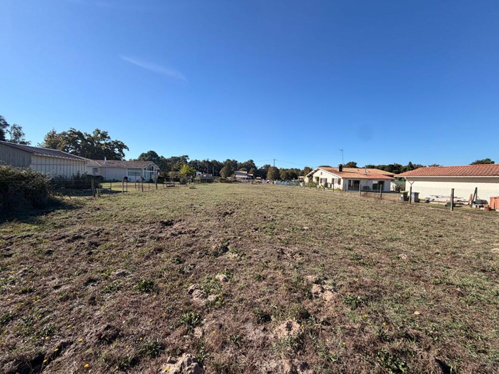 Vente Terrain TERRAIN A BATIR MIOS 2100M² 20% EMPRISE Mios
