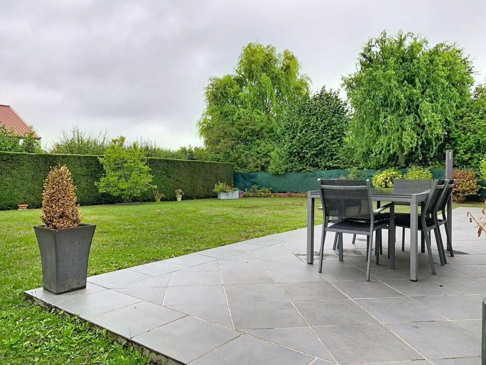 Vente Villa VILLA INDIVIDUELLE DE 1996 BATIE SUR 615 M² Houplines